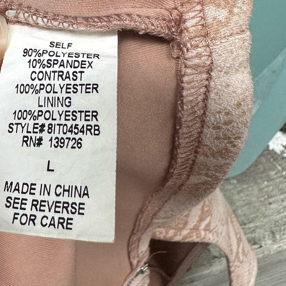 Honey Belle Pink Crop Top Size Large - Picture 8 of 9